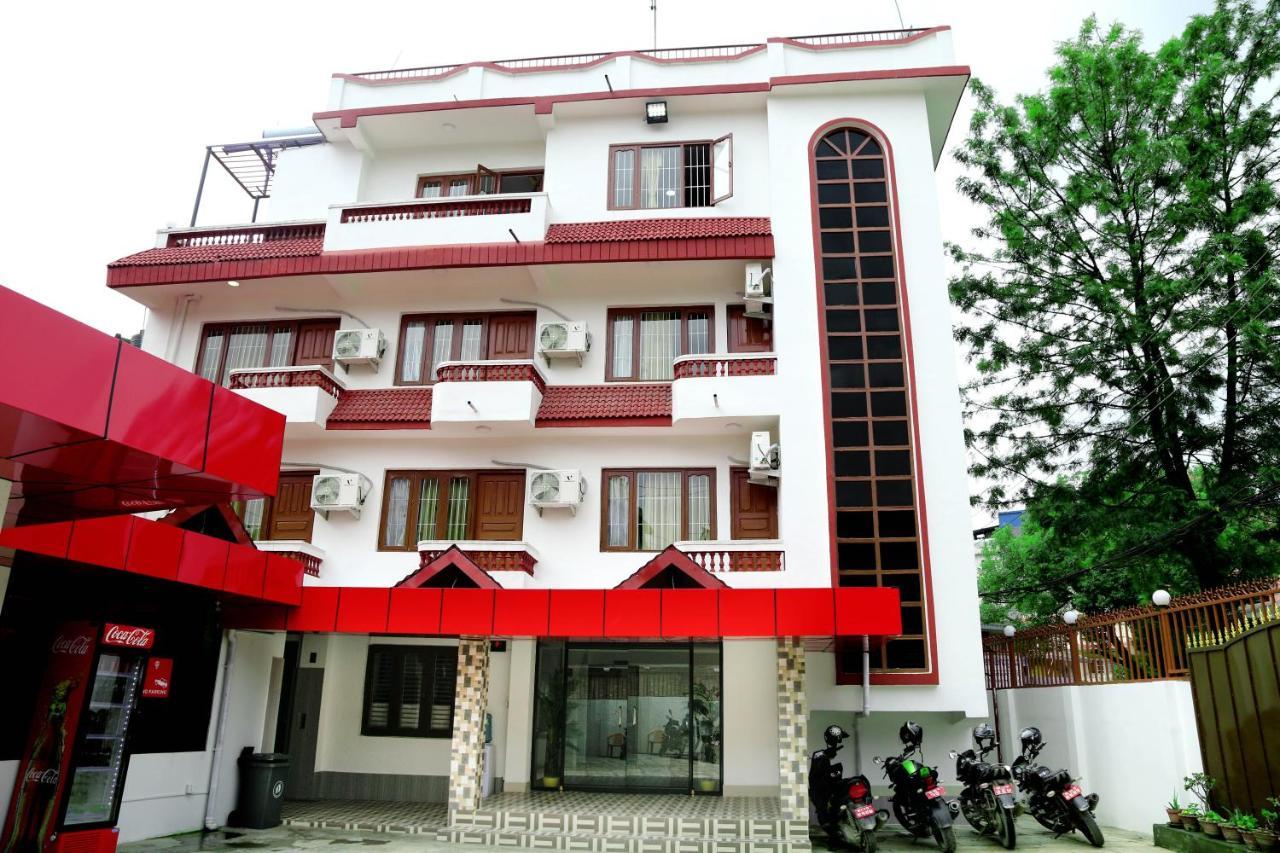 Oyo 104 Hotel Baltic Inn Kathmandu Ngoại thất bức ảnh