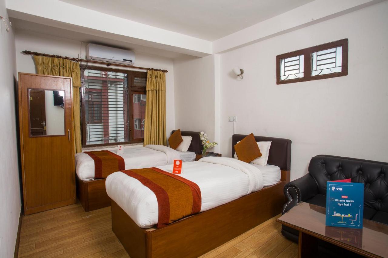 Oyo 104 Hotel Baltic Inn Kathmandu Ngoại thất bức ảnh